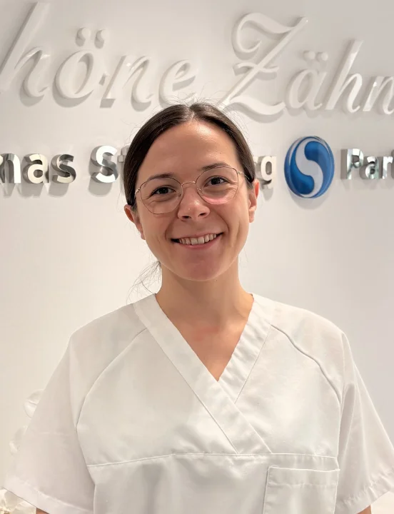 Frau Dr. Katharina Schmidt - Zahnarzt_praxis Dr. Thomas Stahlberg & Partner in Bremen